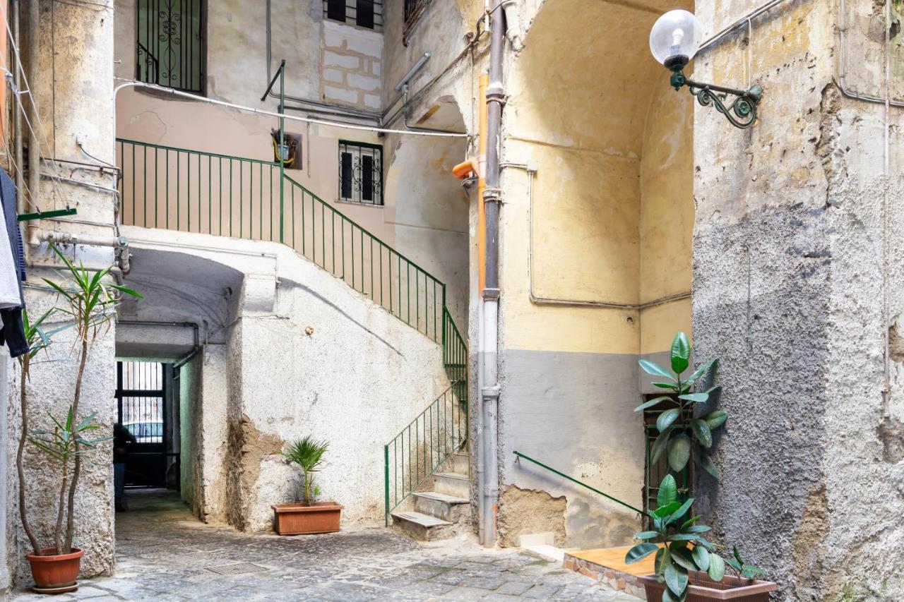 Oui Tree Apartment Neapol Zewnętrze zdjęcie